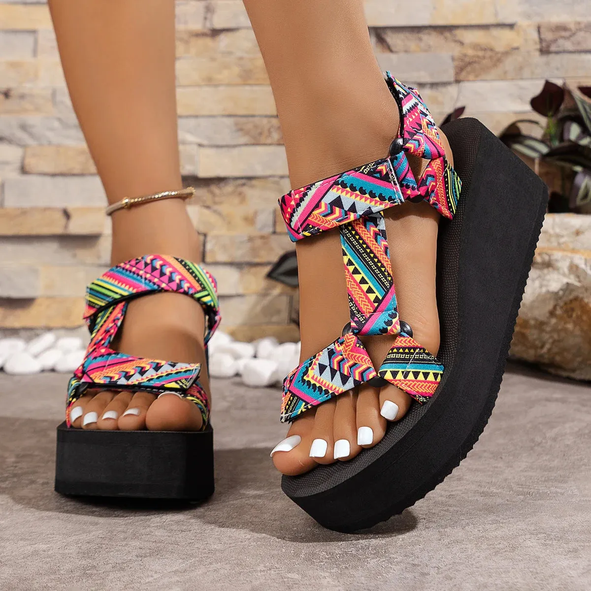 Naomi - Trendy Flat Beach Sandals for Women